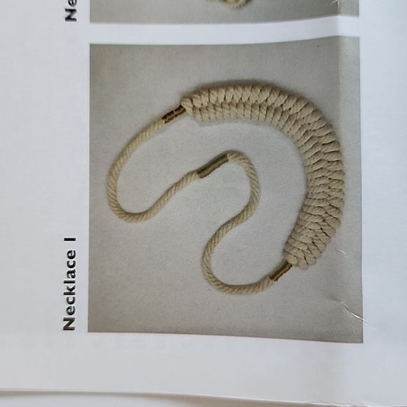 Necklace Kit - Picture 5 of 12